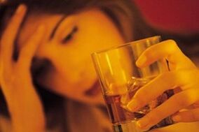 alcoholismo femenino cómo deshacerse